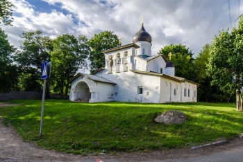Церковь Воскресения Христова со Стадища в Пскове
