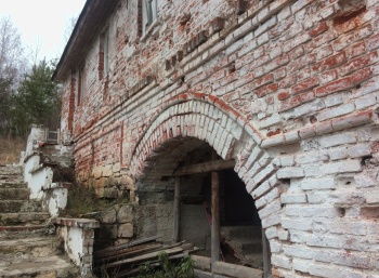 Храм в честь Усекновения главы Иоанна Предтечи в деревне Потаниха