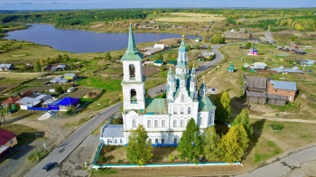 Церковь Преображения Господня в Нижней Синячихе