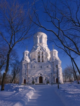 Храм Усекновения главы Иоанна Предтечи в Дьякове: зимняя фотография