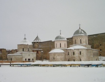 Никольская и Успенская церкви в Ивангородской крепости