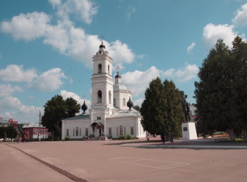Собор Святых Апостолов Петра и Павла в Тарусе