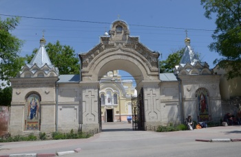 Казанский кафедральный собор в Феодосии