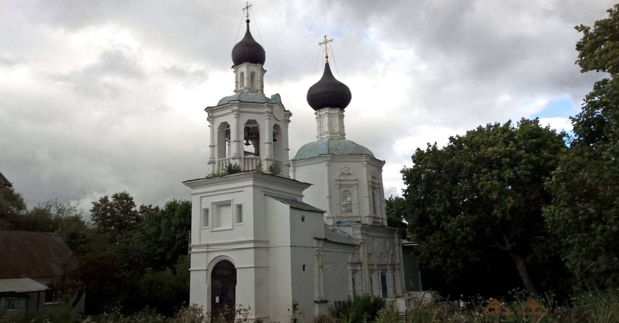 Храм Смоленской иконы Божией Матери в селе Кривцы