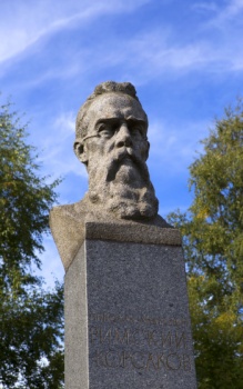 Бюст Николая Андреевича Римского-Корсакова в Тихвине