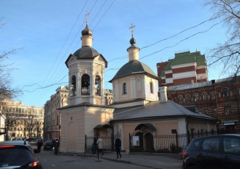Храм Преподобного Сергия Радонежского в Крапивниках