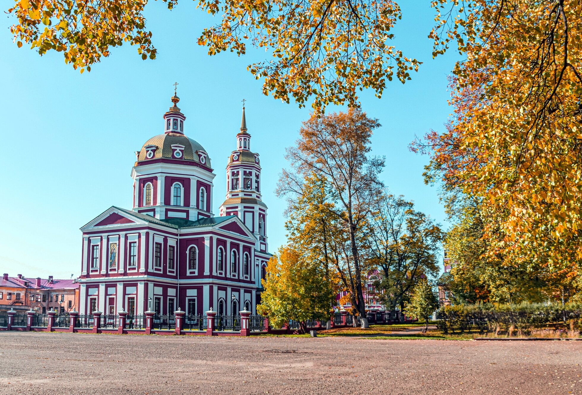 Спасский собор (собор Спаса Нерукотворного Образа) в Кирове