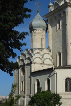 Храм Преображения Господня в селе Остров