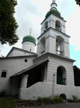 Храм Святой Великомученицы Анастасии Узорешительницы в Пскове