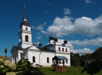 Храм Святителя Николая Чудотворца в деревне Кобона