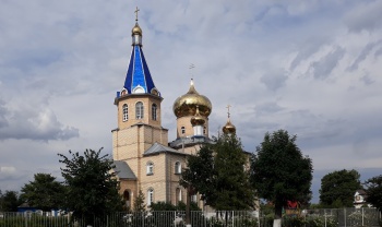 Свято-Никольская церковь в городе Червень