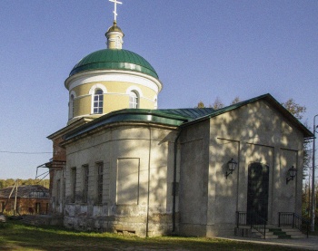 Храм Воскресения Словущего в селе Оленьково