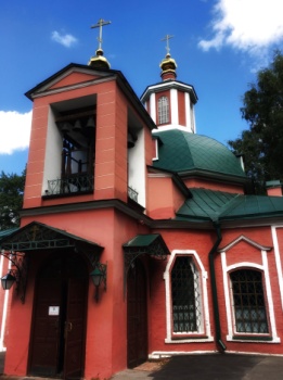 Храм Троицы Живоначальной в Воронцове