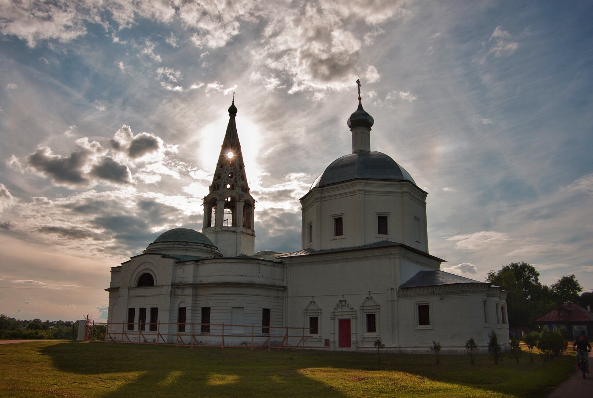 Собор Троицы Живоначальной в Серпухове