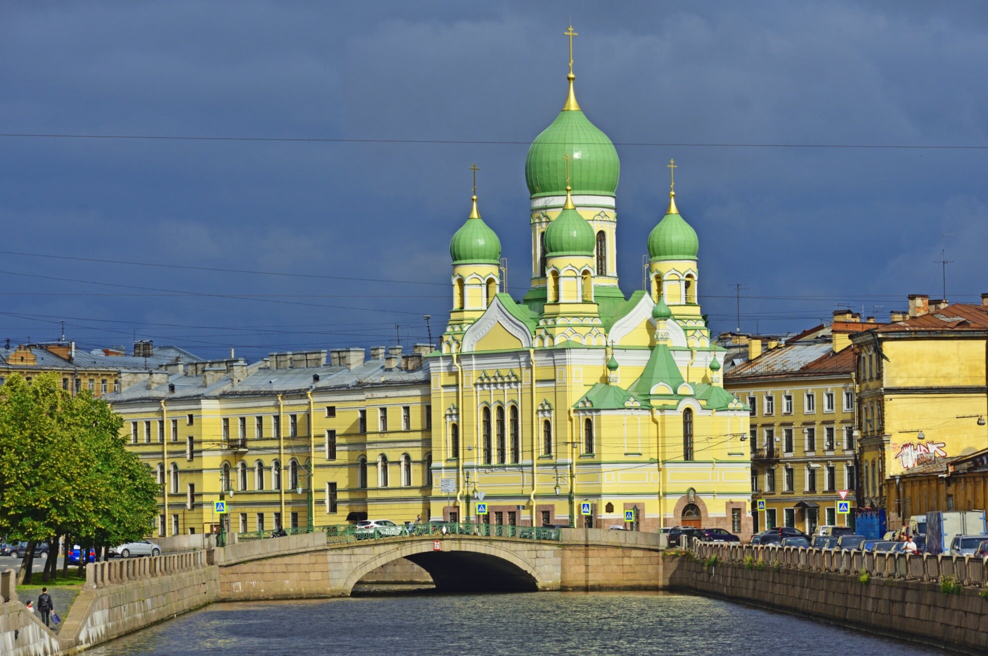 Свято-Исидоровская церковь в Санкт-Петербурге