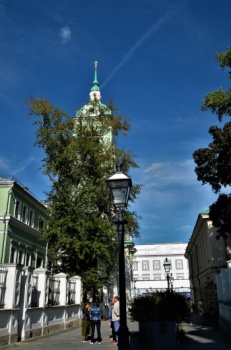 Храм Усекновения Главы Иоанна Предтечи под Бором в Москве