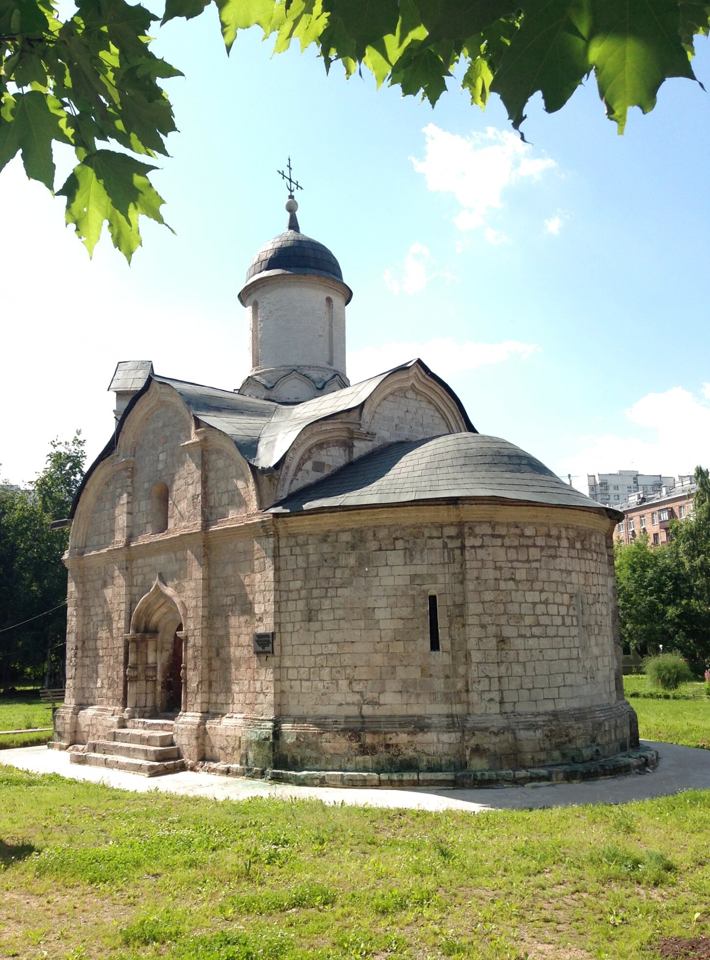 Храм святого мученика Трифона в Напрудном