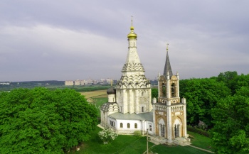 Храм Преображения Господня в селе Остров