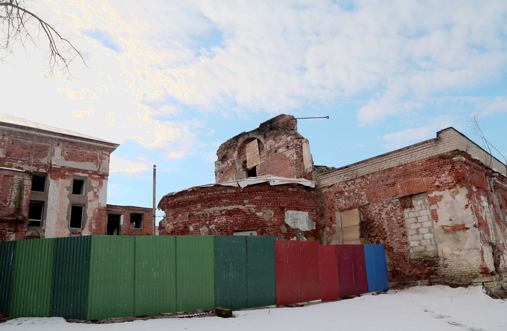 Руины Церкви Петра и Павла в Шуе