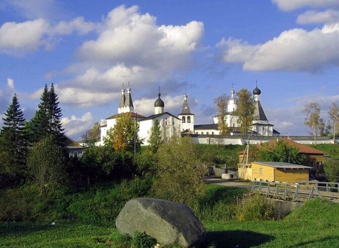 Ферапонтов Белозерский Богородице-Рождественский монастырь