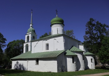 Церковь Анастасии Узорешительницы в Пскове