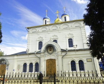 Введенский кафедральный собор в Чебоксарах