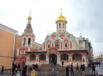 Казанский собор на Красной площади: исторический православный храм в Москве