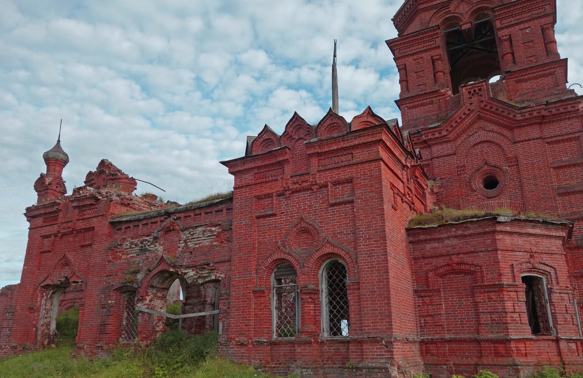 Церковь Благовещения Пресвятой Богородицы в селе Покча