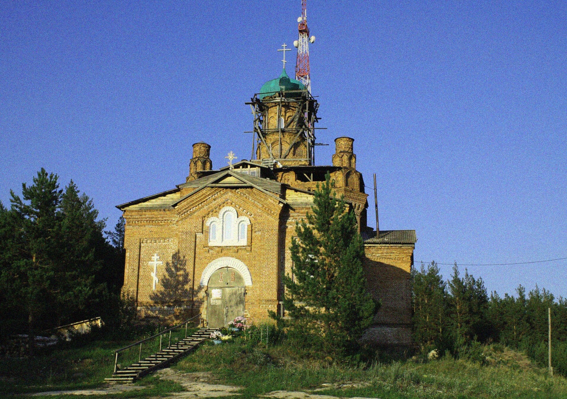 Храм Рождества Пресвятой Богородицы в селе Краснополье