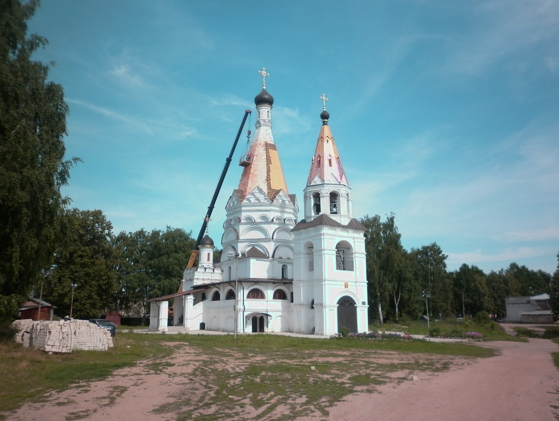Церковь Богоявления Господня в Красном-на-Волге