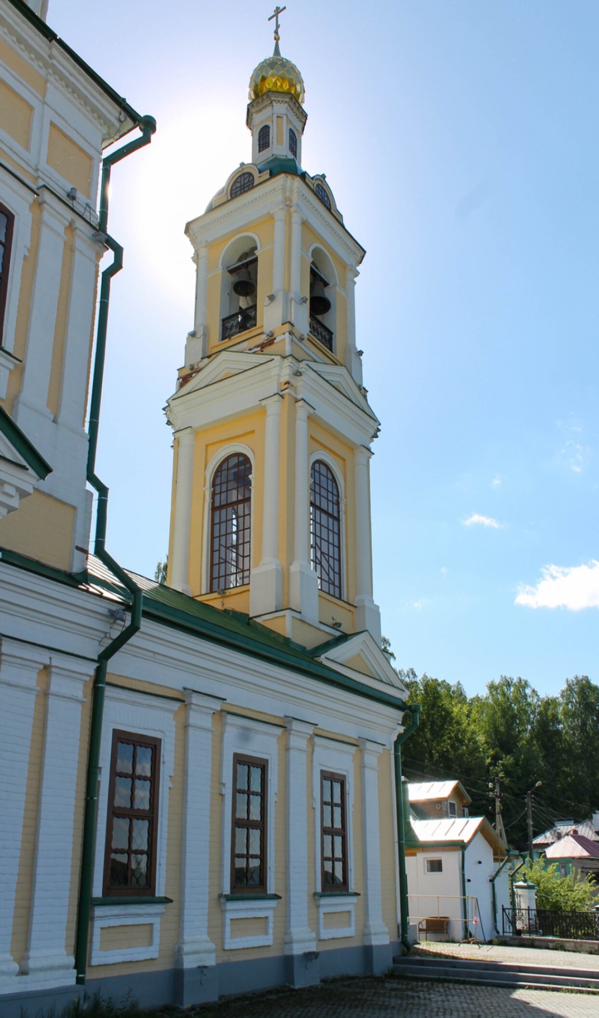 Церковь Воскресения Христова в Плёсе