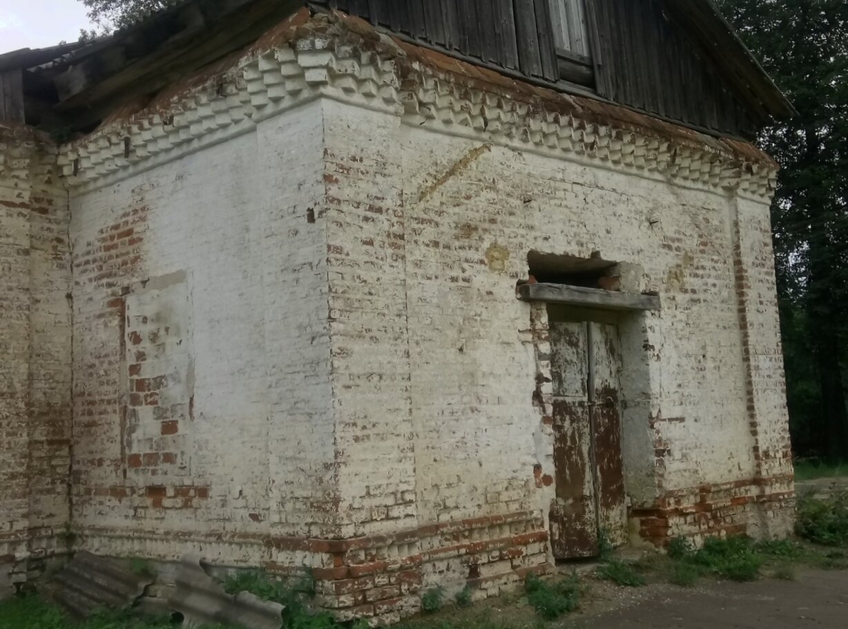 Церковь Параскевы Пятницы с приделом Николая Чудотворца в Большом Селе