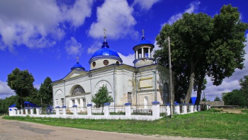 Храм Успения Пресвятой Богородицы в селе Радогощь
