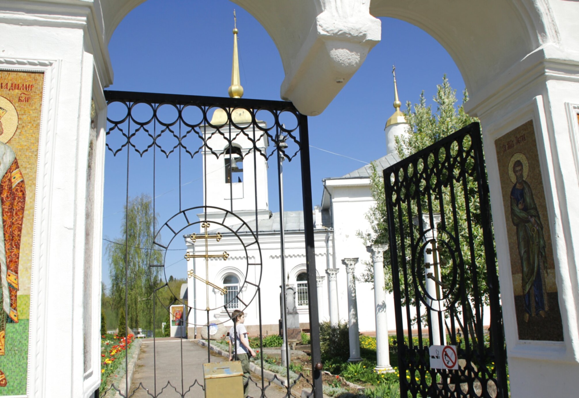 Церковь Михаила Архангела в селе Сижно