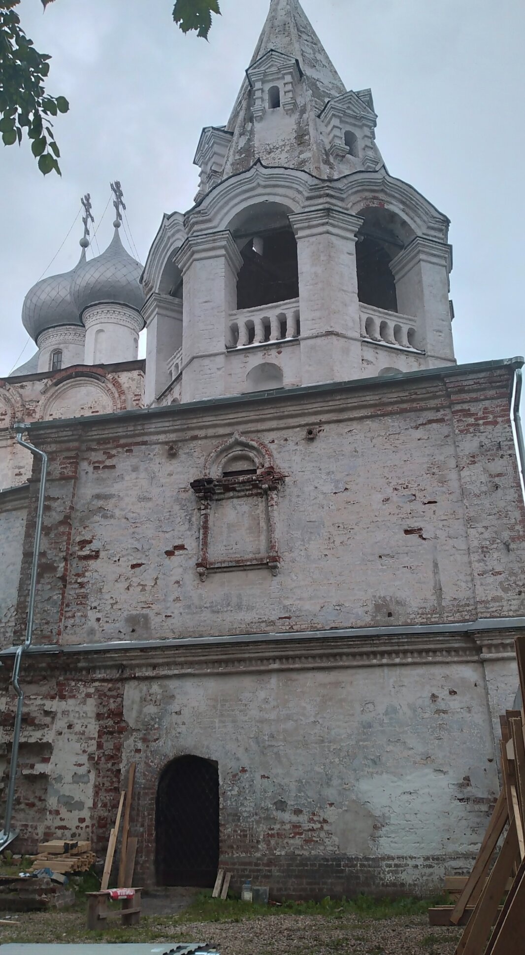 Церковь Иоанна Златоуста в Вологде - архитектурный памятник