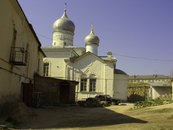 Храм Преподобного Варлаама Хутынского на Званице в Пскове