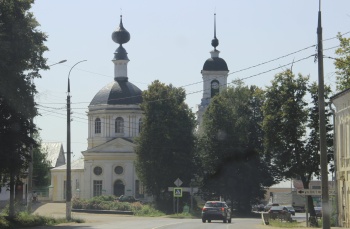 Храм Святых Апостолов Петра и Павла в селе Петровское
