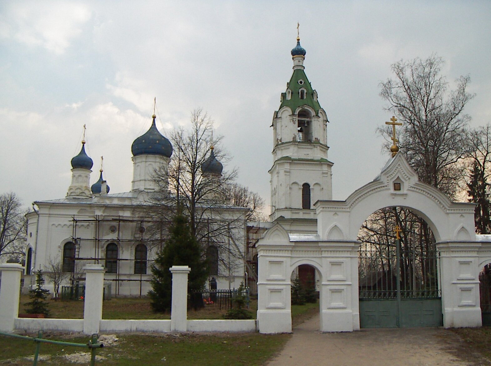 Храм Казанской иконы Божией Матери в селе Казанское (Гжель)