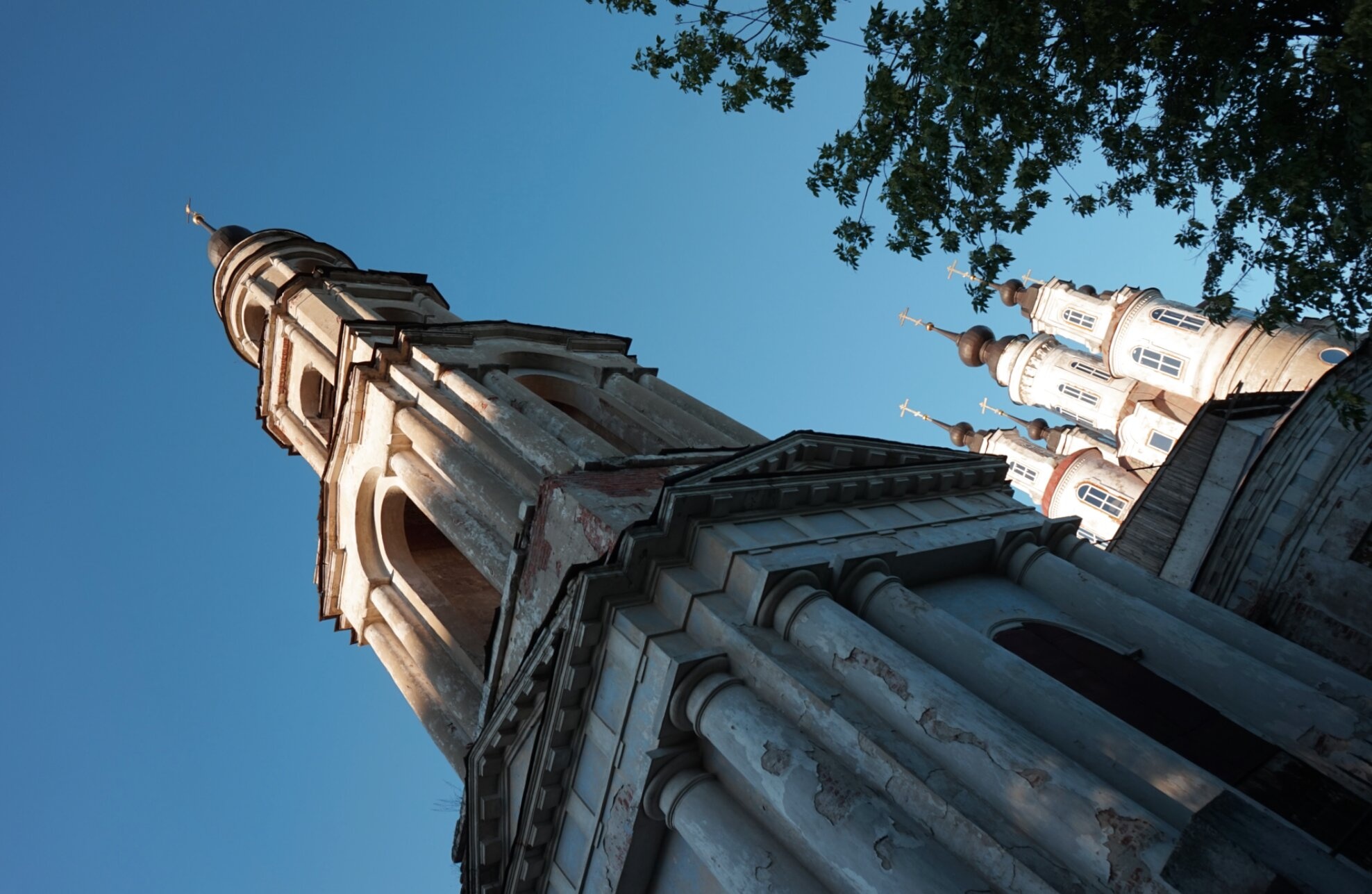 Храм Святых Бессребреников Космы и Дамиана в Калуге