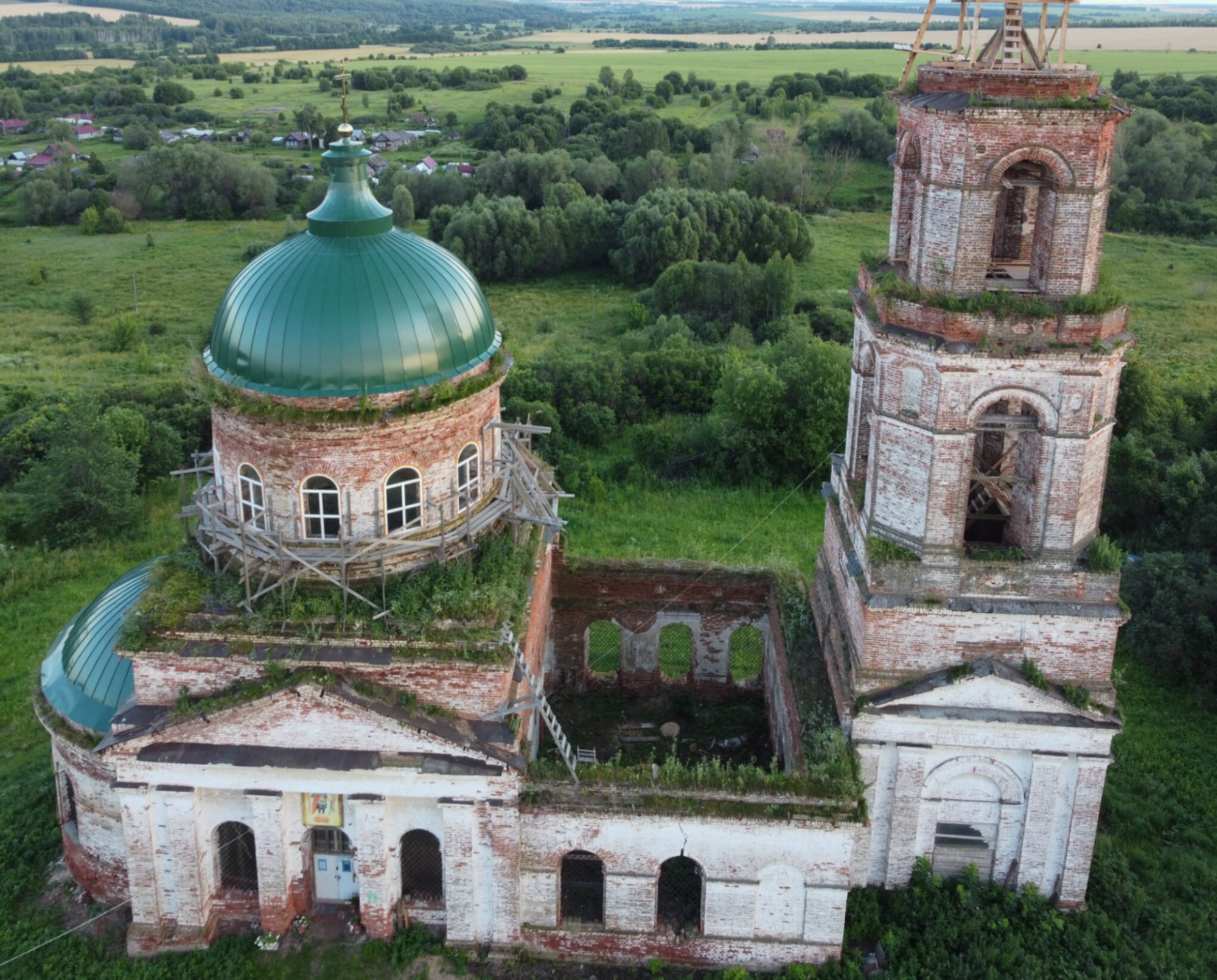 Церковь Михаила Архангела в селе Новопышминском: архитектура и современное состояние