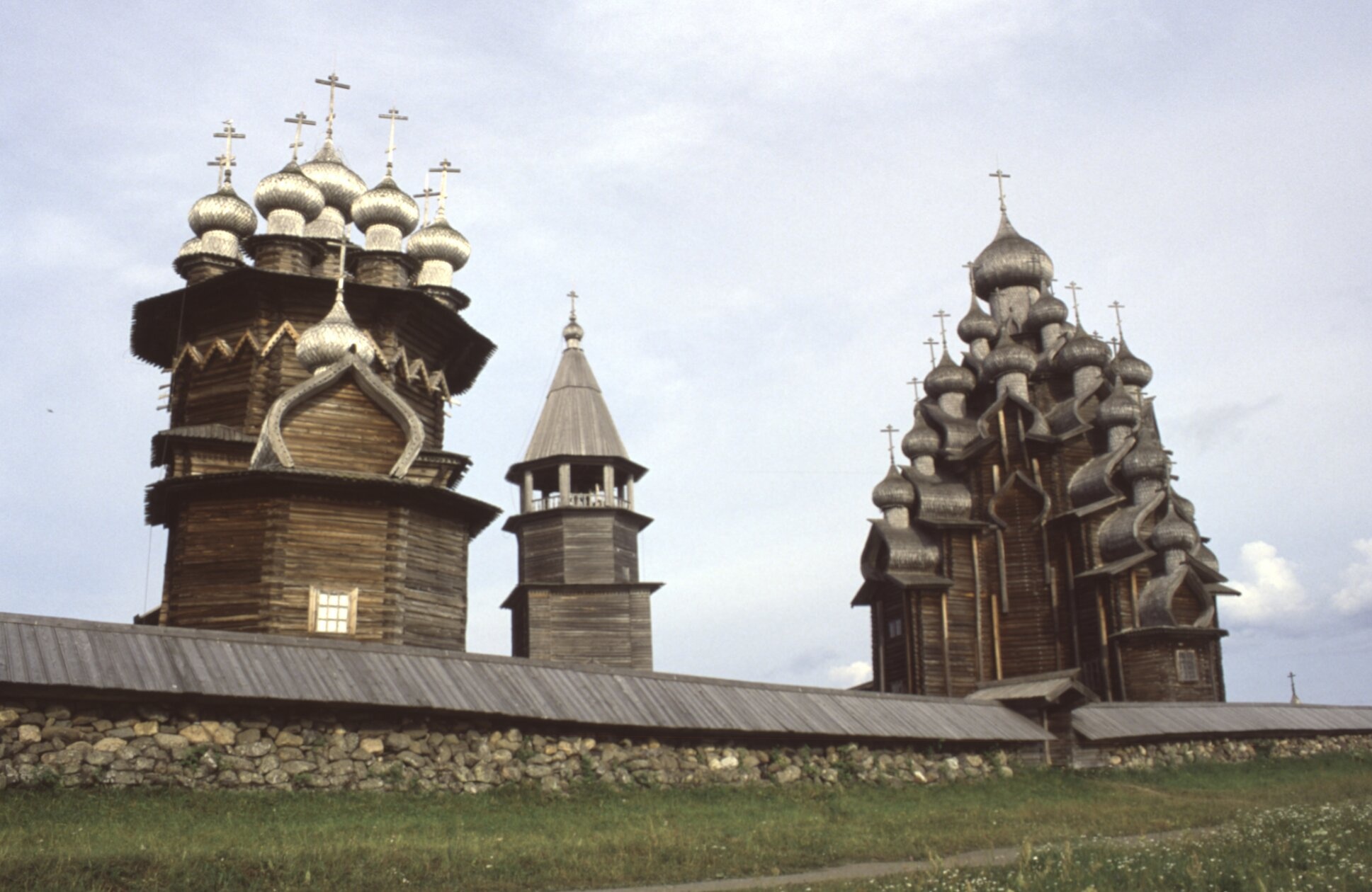 Архитектурный ансамбль Кижского погоста: Преображенская церковь на острове Кижи