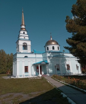 Храм Казанской иконы Божией Матери в городе Карпинске