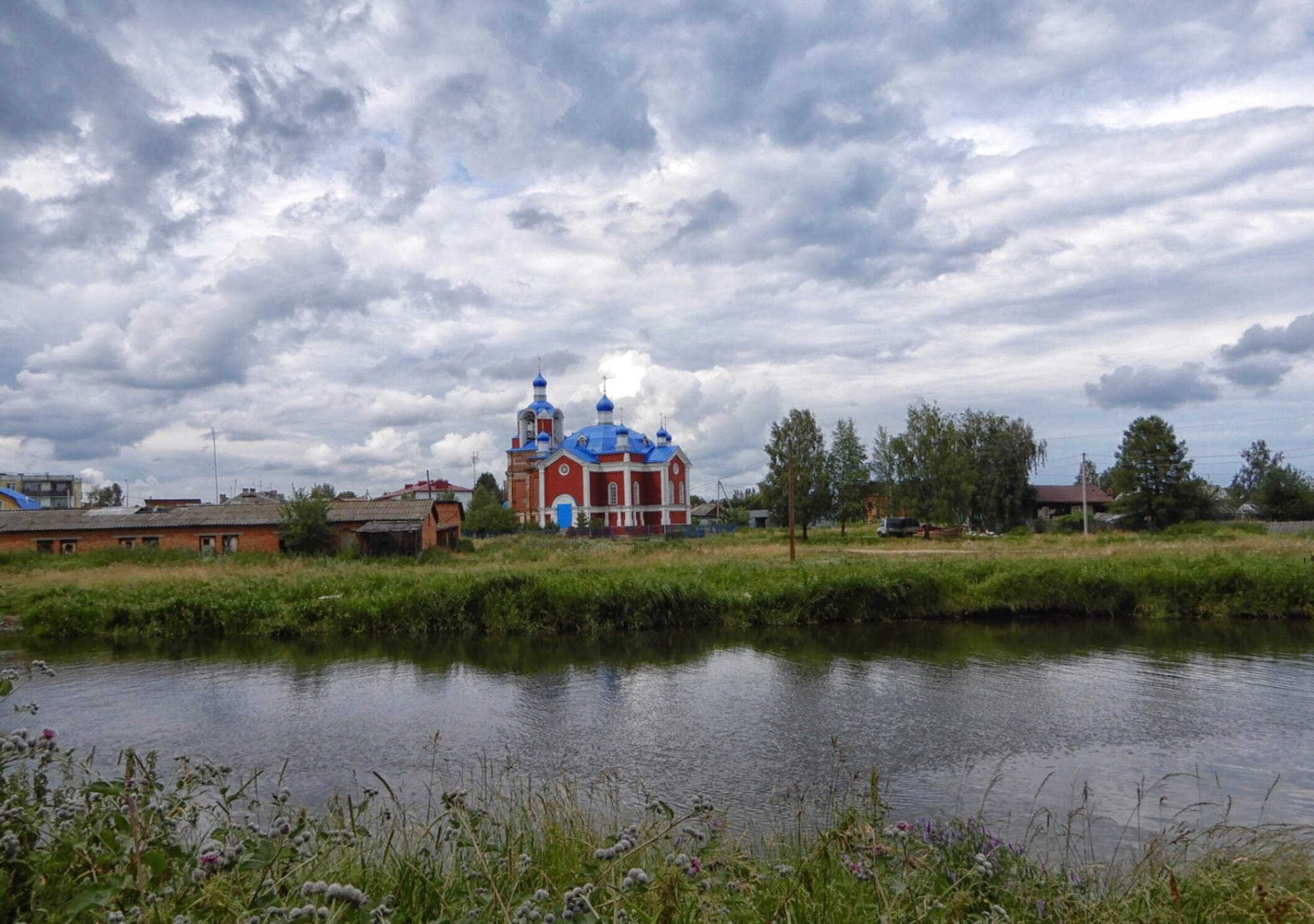Храм Казанской иконы Божией Матери в селе Быньги
