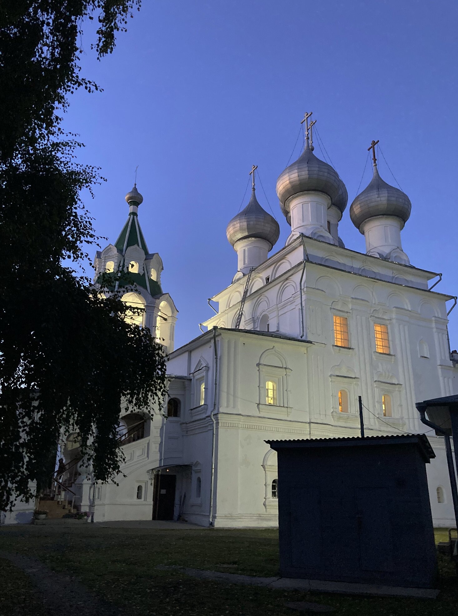 Храм святых равноапостольных Константина и Елены в Вологде