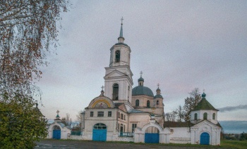 Троицкая церковь в селе Русские Краи