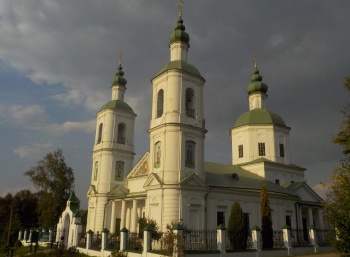 Церковь Воскресения Христова в селе Молоди