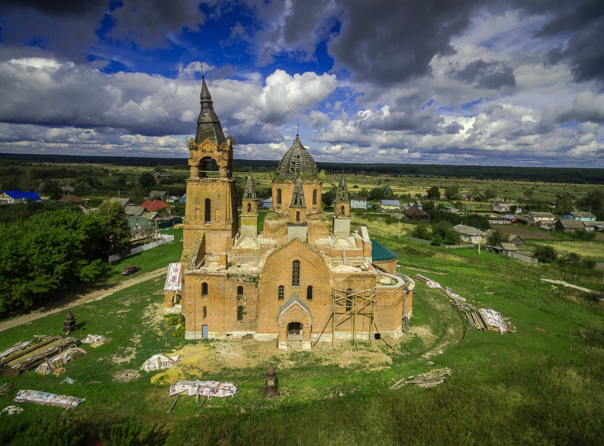 Введенская церковь в селе Пёт Рязанской области