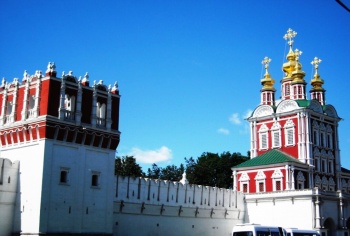 Преображенская надвратная церковь Новодевичьего монастыря