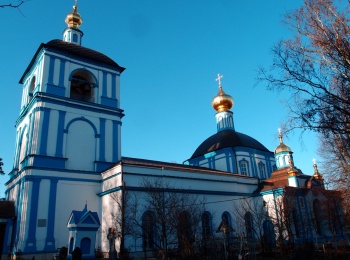 Храм Успения Пресвятой Богородицы в деревне Обухово