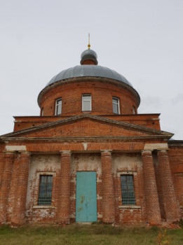 Церковь Рождества Пресвятой Богородицы в деревне Прудки